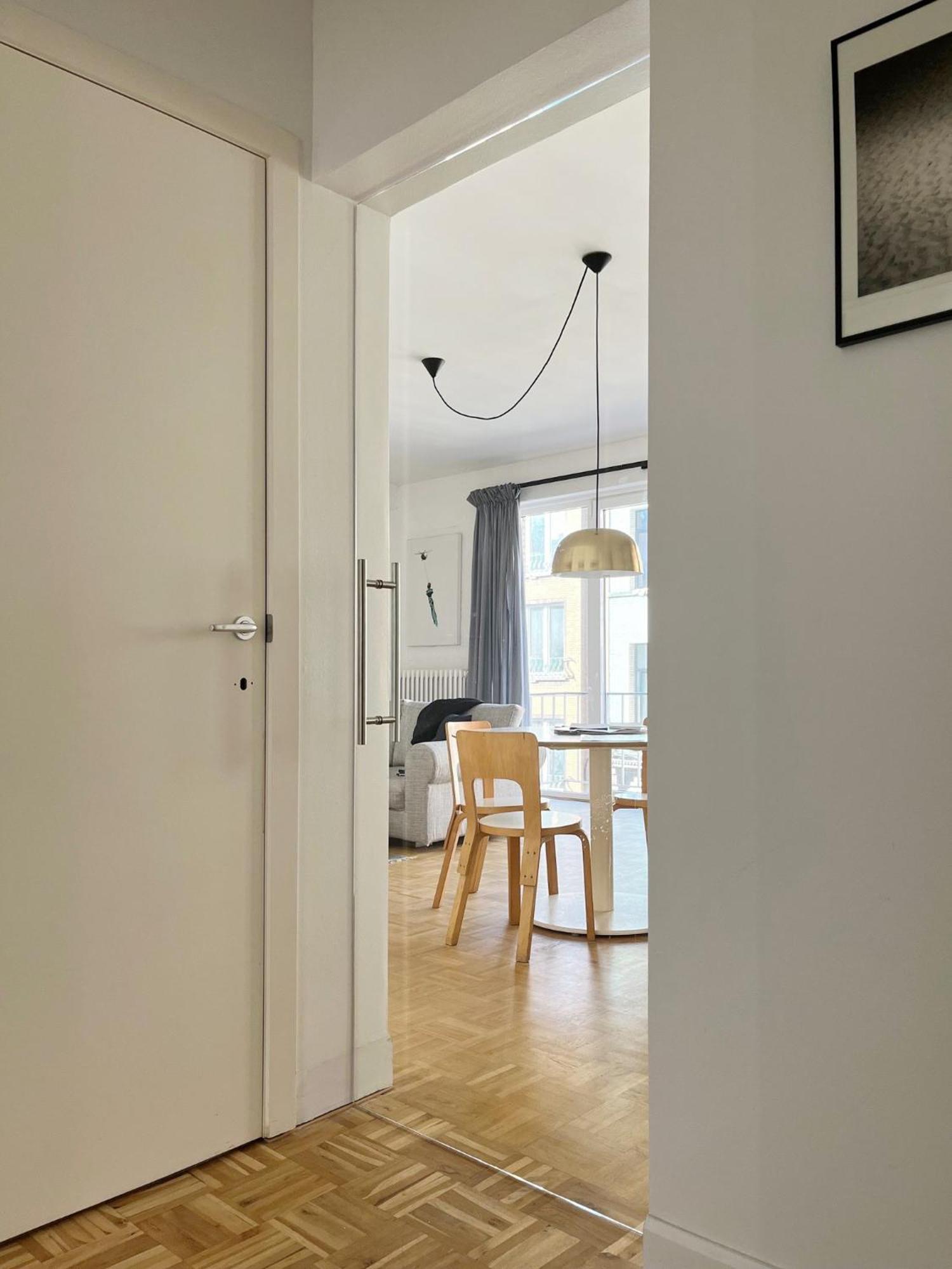 Trendy & Sunny Apartment In Гент Екстериор снимка