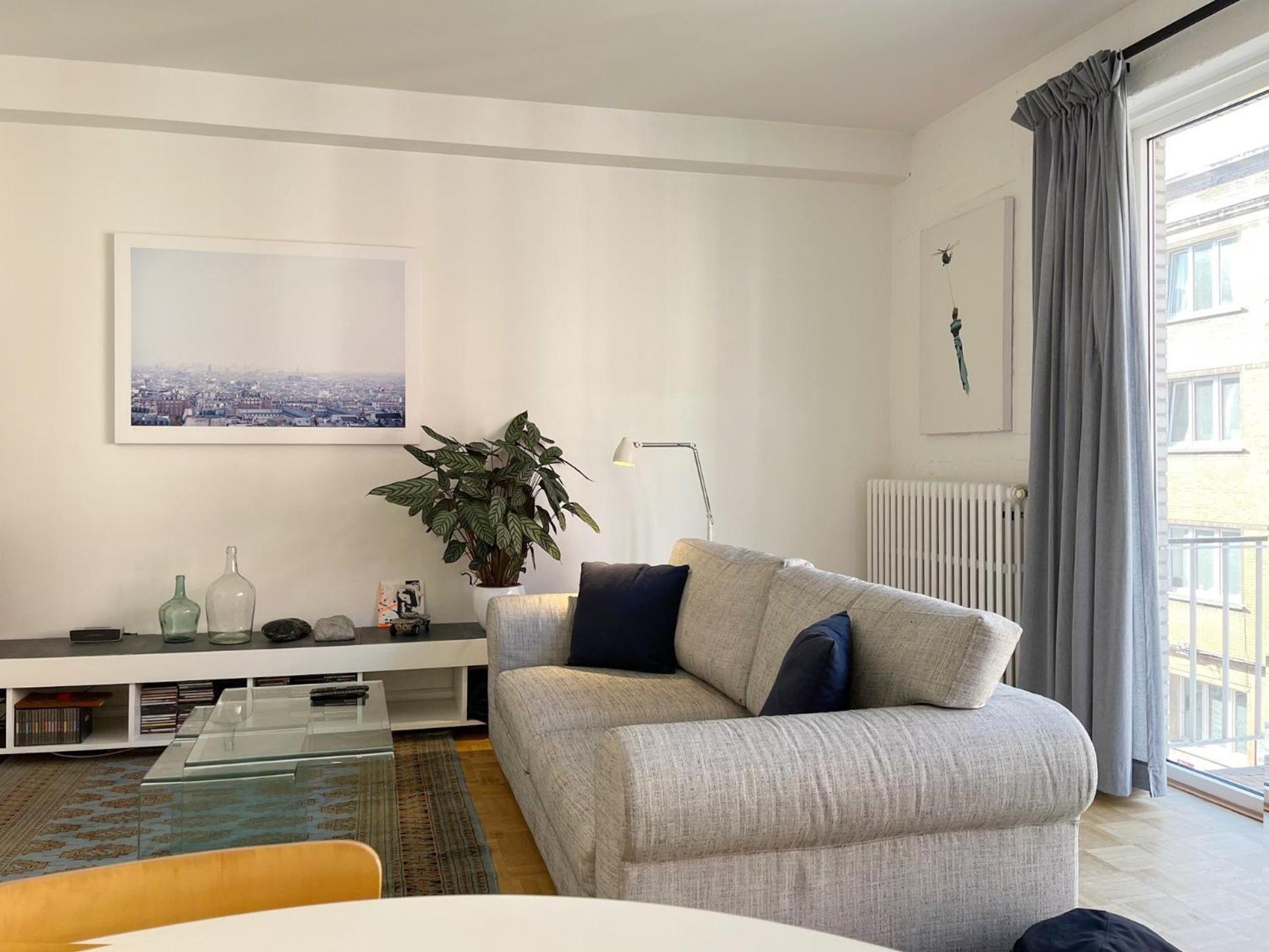 Trendy & Sunny Apartment In Гент Екстериор снимка